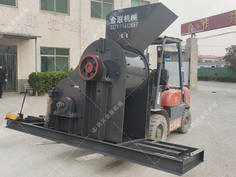 SCF600*600雙級粉碎機圖片展示,成品現貨