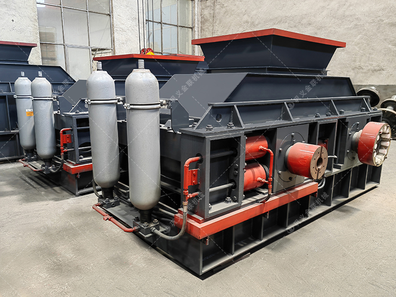 青石制砂難題多?對(duì)輥破碎機(jī)如何輕松應(yīng)對(duì)? 青石制砂難題多?對(duì)輥破碎機(jī)如何輕松應(yīng)對(duì)?